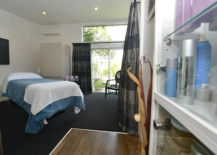 Platinum Lodge